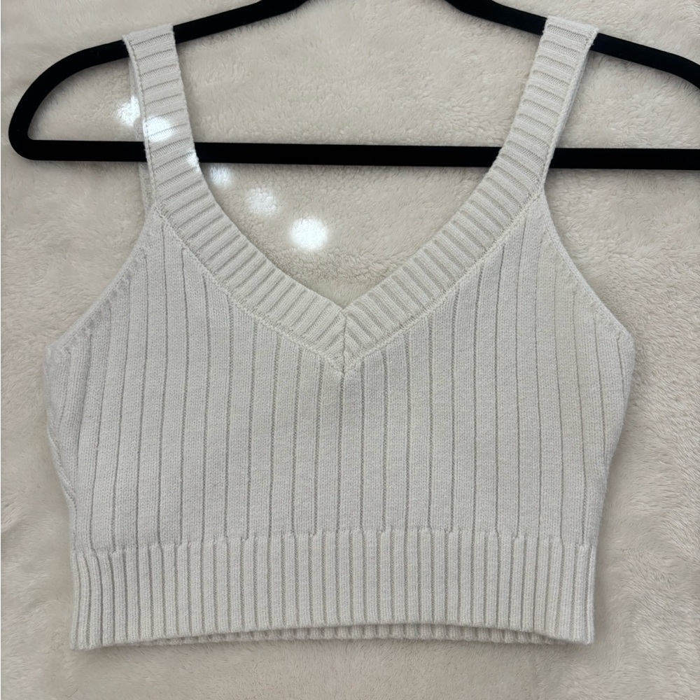 Elegant Cream Ribbed Knit Women's Top